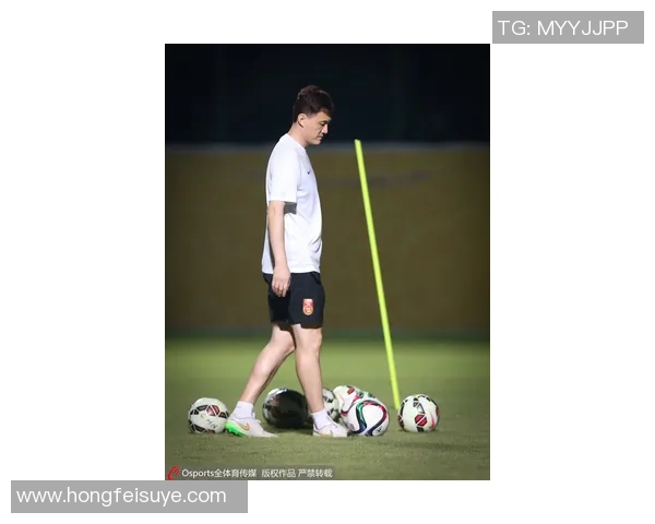 周强独家分享足球心得与技巧助你提升球技的秘密解析 周强独家分享足球心得与技巧助你提升球技的秘密解析