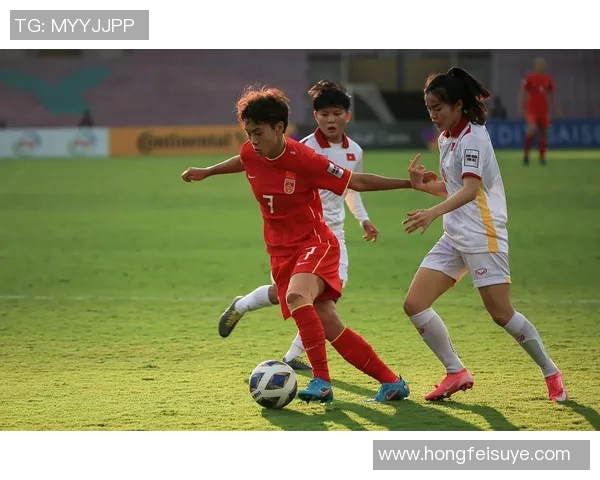 王秀英独家分享足球心得与技巧助你提升球技的秘诀与经验